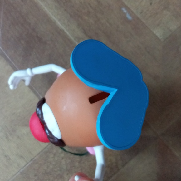 Hallmark Mr. Potatoe head 1997 ornament - Picture 6 of 6